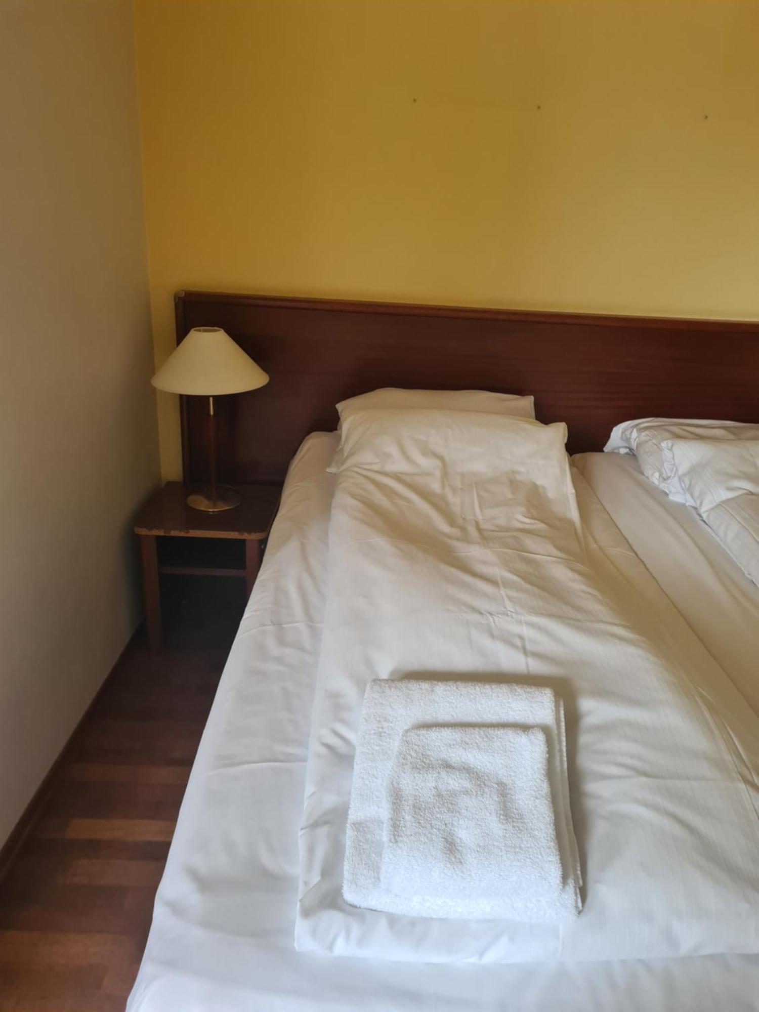 Skap Hostel Mandal Buitenkant foto
